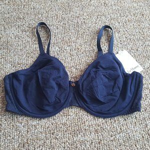 Unlined 34E bra with lace